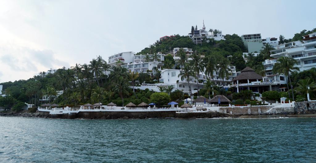 Dolphin Cove Inn มานซานิโญ ภายนอก รูปภาพ