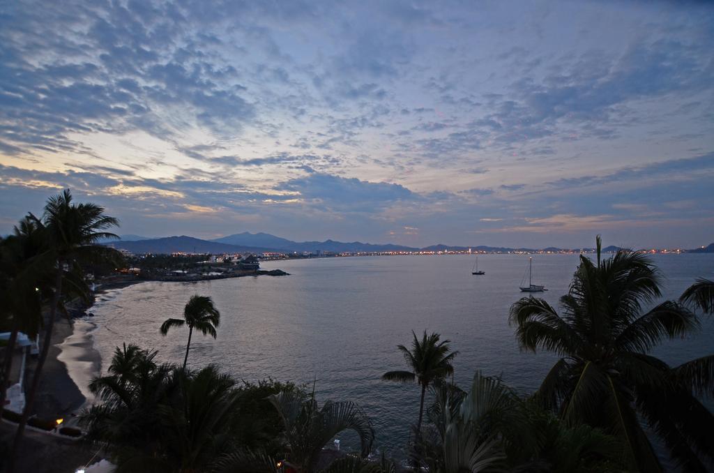 Dolphin Cove Inn มานซานิโญ ภายนอก รูปภาพ
