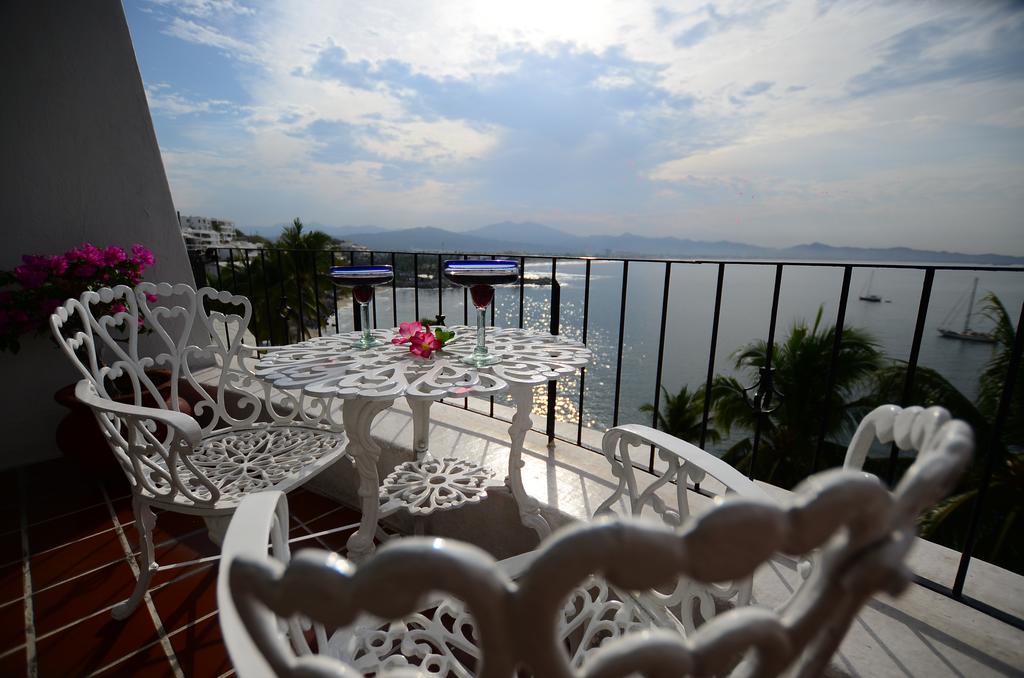 Dolphin Cove Inn มานซานิโญ ภายนอก รูปภาพ